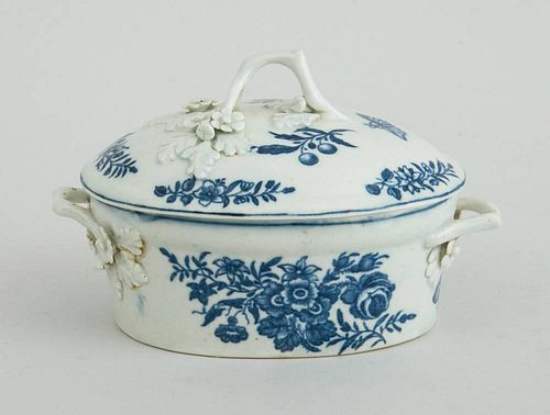 WORCESTER TRANSFER-PRINTED BLUE AND WHITE BUTTER TUB AND COVER