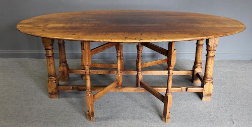 Fine and Custom Quality Oak Hunt Table