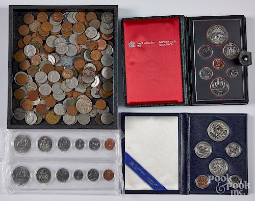 Miscellaneous US and Canadian coins.