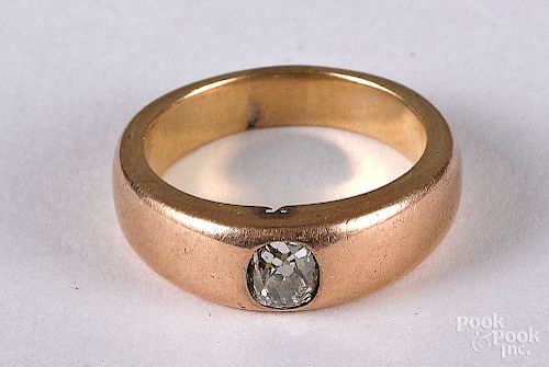 14K yellow gold and diamond ring