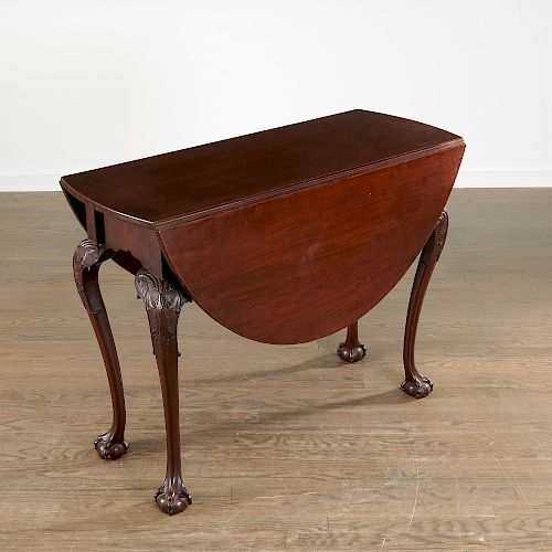 American Chippendale mahogany drop leaf table