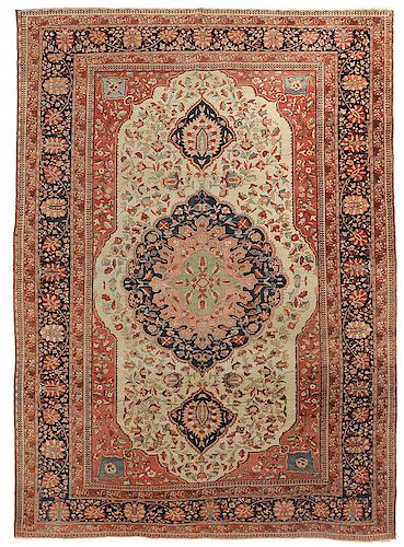 Antique Ivory Field Sarouk Carpet