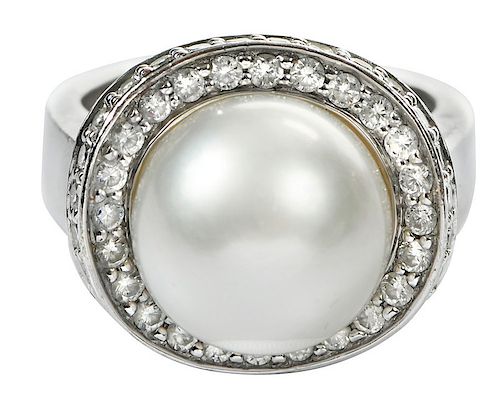18kt. Pearl and Diamond Ring 