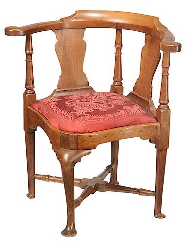 American Queen Anne Walnut Corner Chair