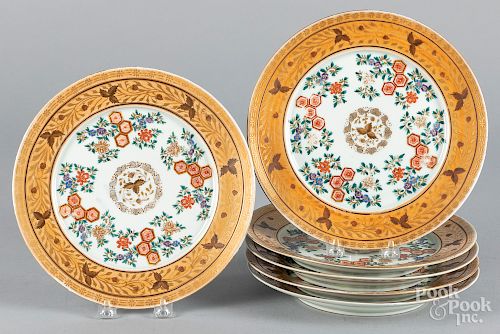 Set of six Chinese porcelain cabinet plates