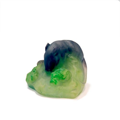 Souris grise' paperweight, c. 1915