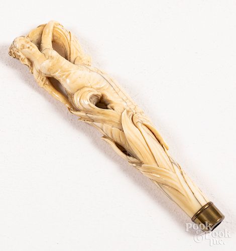 Carved ivory parasol handle, 19th c.