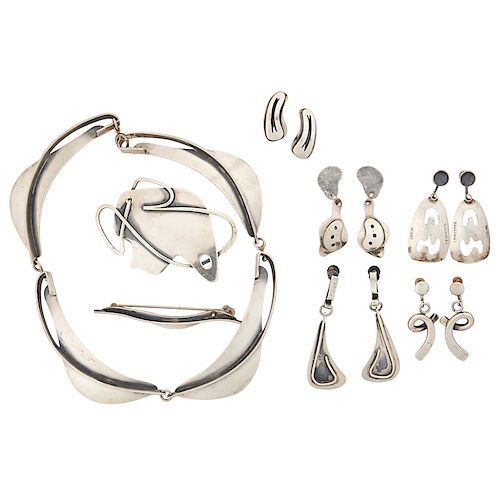 GROUP OF MOSTLY HENRY STEIG STERLING JEWELRY