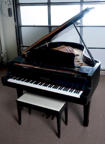 Yamaha Model G5 Grand Piano