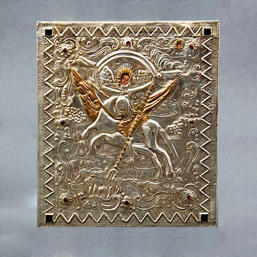 Firmado M. Otegui. Icono del Arcangel San Miguel. Siglo XX. Escuela rusa. Temple sobre madera. Repujado a mano con estaño.