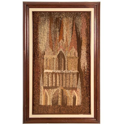 Tapiz. Polonia. Siglo XX. Iglesia. Bordado en lana. Enmarcado en madera tallada.