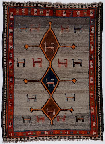 Semi-Antique Gabbeh Rug, Persia: 4'9'' x 6'5''