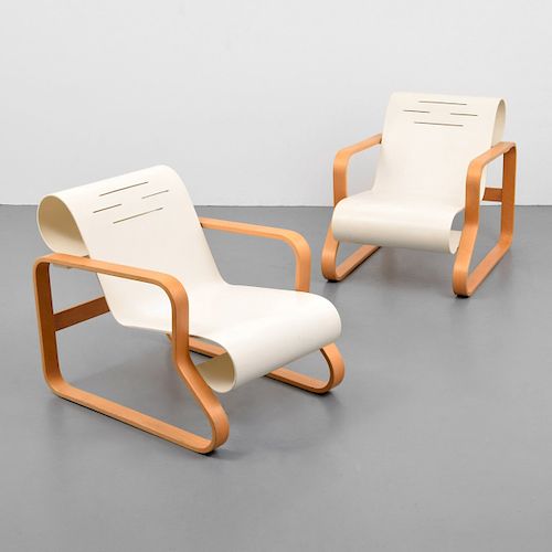 Pair of Alvar Aalto PAIMIO Lounge Chairs