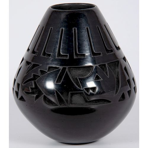 Marie Suazo (Santa Claro, 20th century) Blackware Pottery Jar, From the Collection of William H. Saunders, M.D. and Putzi Saunders, Ohio