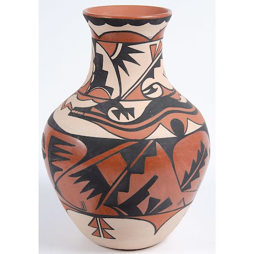 Carmelita Dunlap (San Ildefonso, 1925-1999) Unique Design Redware Pottery Jar