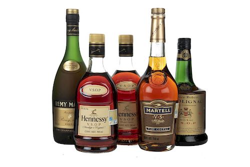 Cognac. Hennesy. V.S.O.P. Martell. .V.S. Prince Hubert. V.S.OP. Rémy Martin. Piezas: 5.