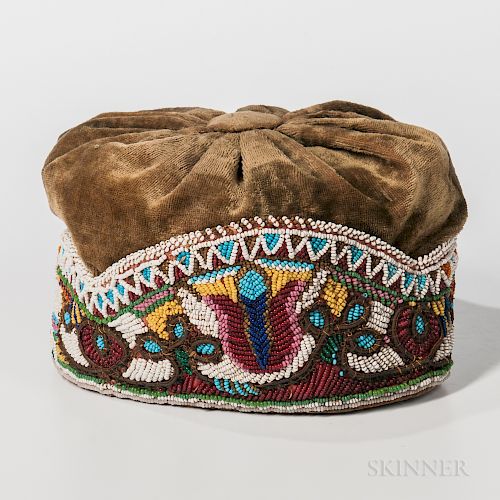 Iroquois Beaded Cloth Hat, c. late 19th century, multicolored foliate and geometric designs on fabric with green velvet crest, 4 x 6 in