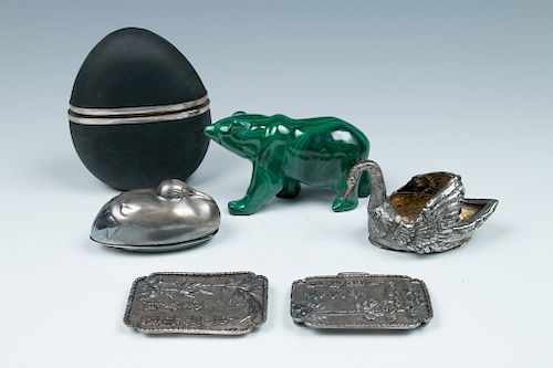 GROUP OF SILVER OBJECTS AND A MALACHITE BEAR, 19TH