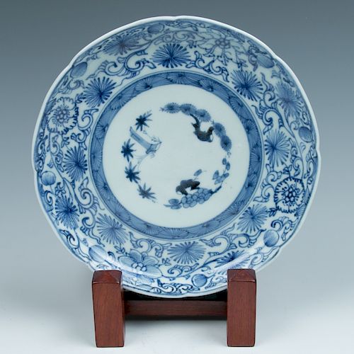 A JAPANESE BLUE AND WHITE DISH, 19C.