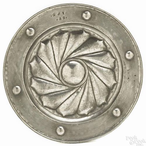 Dutch pewter alms dish, mid 18th c., the rim with two sets of impressed initials