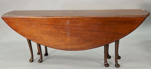 Mahogany Queen Anne style Irish Wake table, 20th century. ht. 29 1/2 in., top: 13 1/2" x 83"