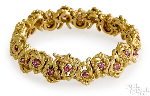 18K yellow gold ruby link bracelet