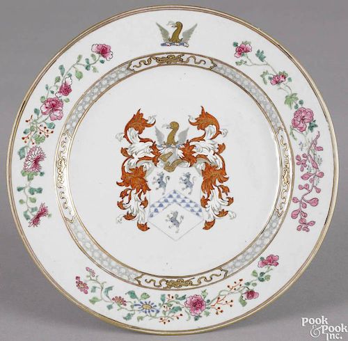 Chinese export porcelain armorial plate, 18th c., 9'' dia.
