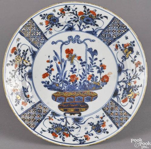 Chinese Imari porcelain plate, 18th c., with floral decoration and clobbered highlights, 8 1/2'' dia.