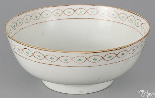 Chinese export porcelain bowl, ca. 1800, made for the Middle Eastern market