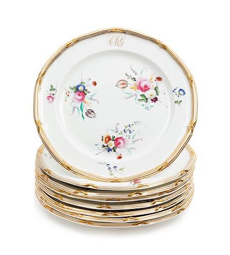 * A Set of Eight Davenport Porcelain Dinner Plates Diameter 10 1/4 inches.