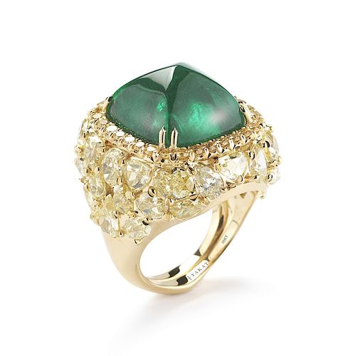 18K Yellow Gold 17.57ct. Sugarloaf Emerald Ring