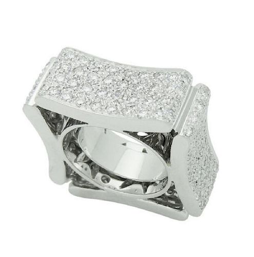 Modern Italian 18k White 5.00 TCW VS E-F Diamond Ring