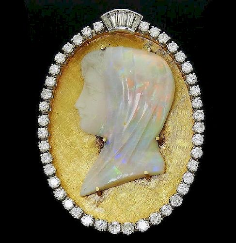14k Gold 4.00 TCW VS1 G Diamond & Hand Carved Opal