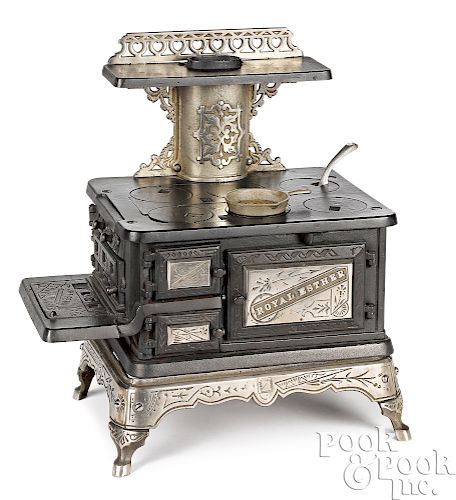 Mt. Penn Stove Works Royal Esther toy stove