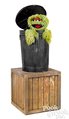 Pacific Design and Production Oscar the Grouch