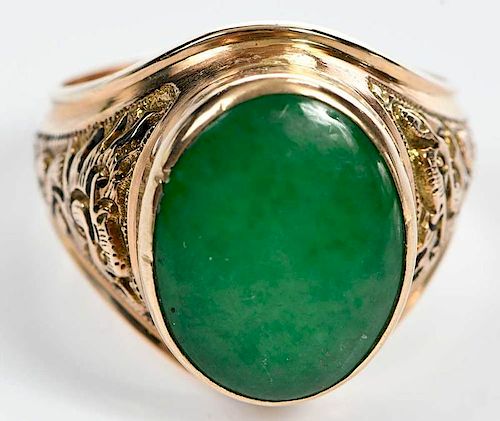 18kt. Green Hardstone Ring