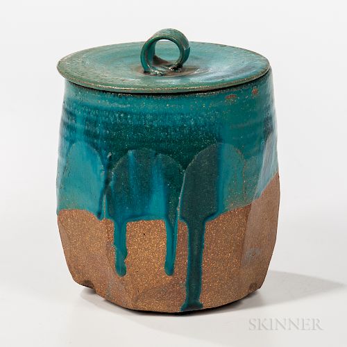Makoto Yabe (1947-2005) Studio Pottery Covered Fresh Water Vessel