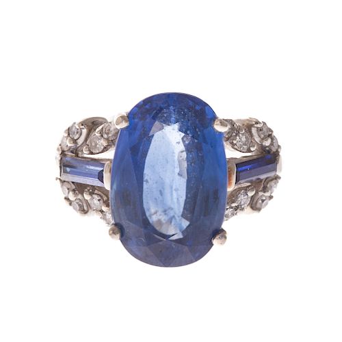 A Ladies Art Deco Sapphire & Diamond Ring