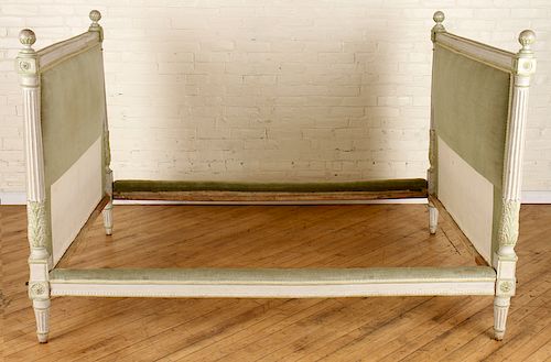 FRENCH CARVED PAINTED LOUIS XVI STYLE DAYBED 1880