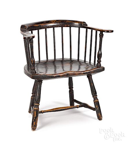 Pennsylvania lowback Windsor chair