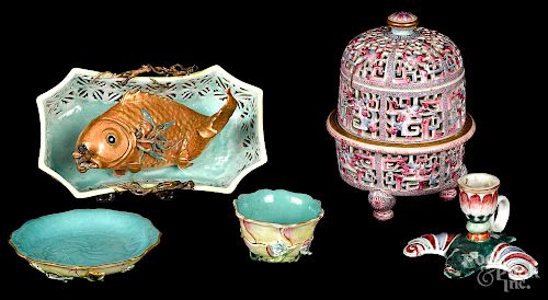 Four pieces of Chinese Qing dynasty porcelain