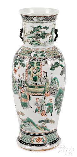 Chinese Qing dynasty famille verte vase