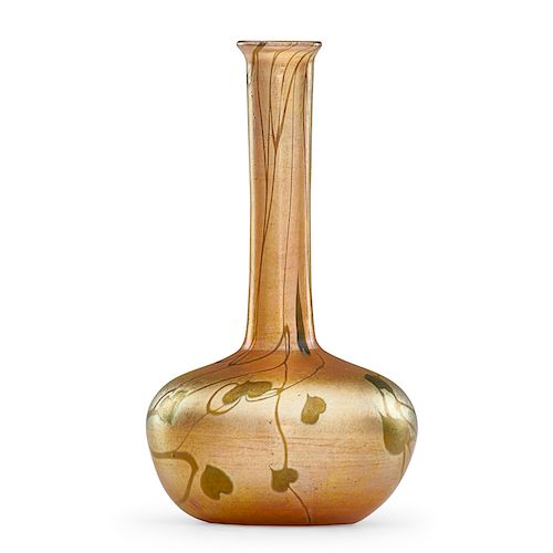 TIFFANY STUDIOS Small gold Favrile vase