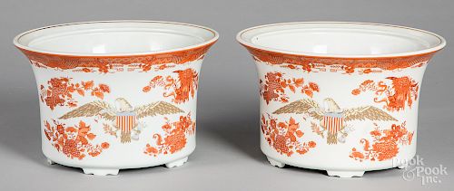 Pair of Mottahedeh orange Fitzhugh cache pots, et
