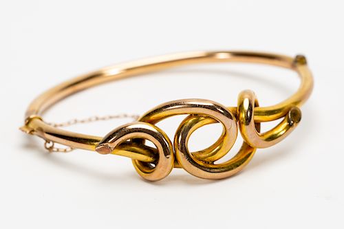 9K Gold Knot Motif Bangle Bracelet