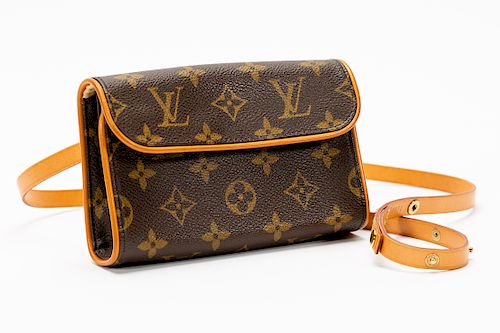 Louis Vuitton Monogram Fanny Pack / Waist Belt Bag sold at auction on 12th  January