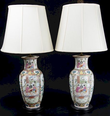 Chinese Famille Rose Vase Lamps Pair