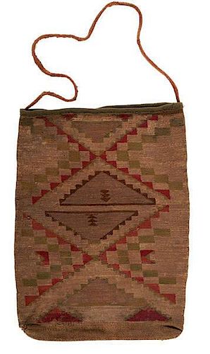 Plateau Corn Husk Bag From the US Children's Museum on the 19th Century  