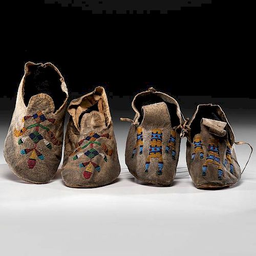Northern Plains Beaded Hide Moccasins 