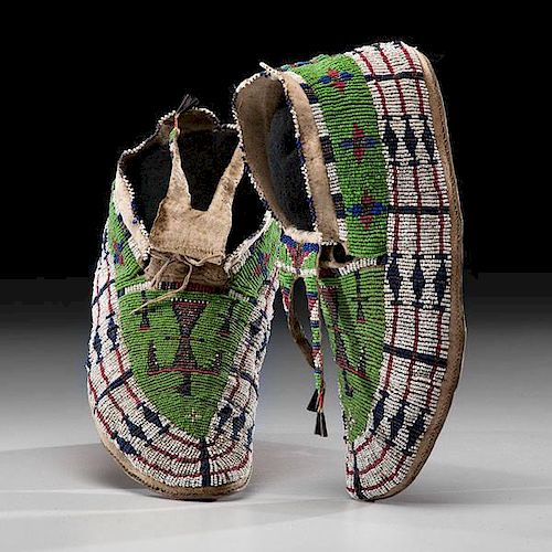 Sioux Beaded Pictorial Hide Moccasins 